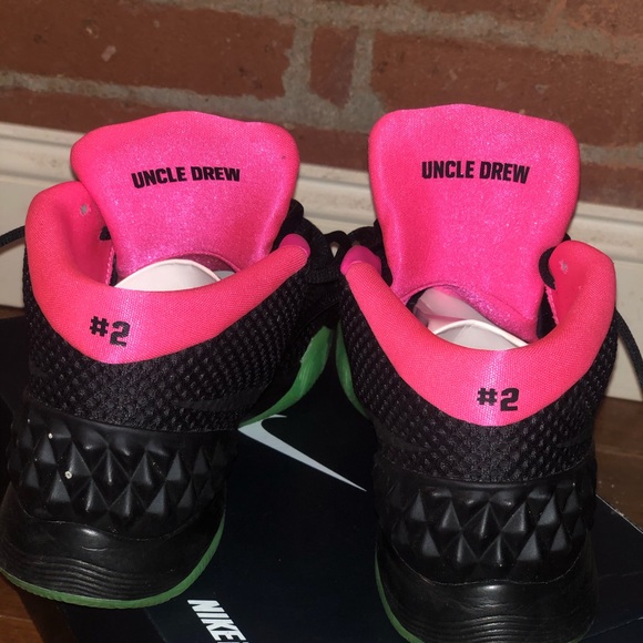 Men’s Nike Kyrie 1s - Air Yeezy Color way - sz 11 - Picture 4 of 4